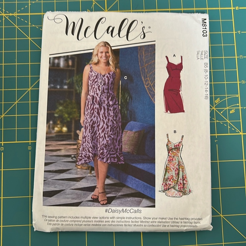 McCall Sewing Pattern - Dress M8103